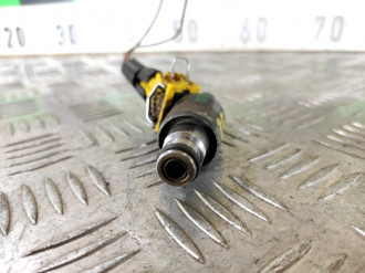 Форсунка двигателя Opel Vectra B