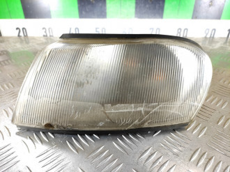 Поворотник левый Opel Vectra B