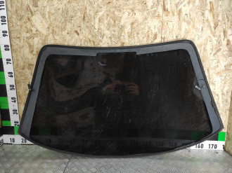 Стекло заднее Opel Omega B