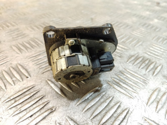 Моторчик заслонки отопителя Opel Vectra B