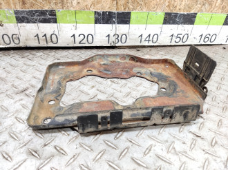 Крепление аккумулятора Opel Vectra B