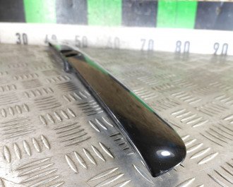 Накладка крышки багажника Opel Astra G