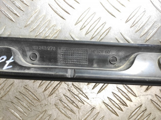 Накладка крышки багажника Opel Astra G