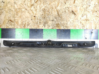 Накладка крышки багажника Opel Astra G