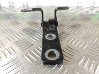 Петля багажника левая Opel Vectra B