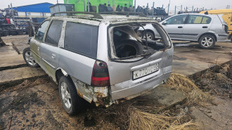 В разборе Opel Vectra B