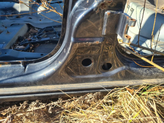 Порог со стойкой левой Opel Vectra B