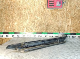 Обшивка багажника правая Opel Vectra B