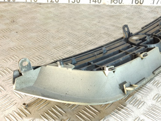 Решетка радиатора Opel Vectra B