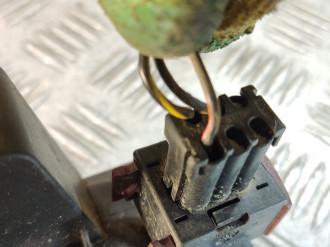 Замок двери задней левой Opel Vectra B