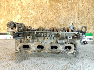Головка блока двигателя Opel Astra H