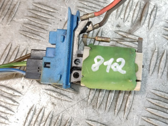 Резистор отопителя Opel Vectra B