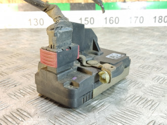 Замок двери передней правой Opel Vectra B