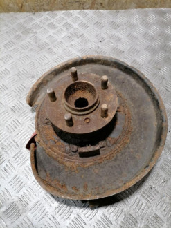 Кулак задний левый Land rover Range rover iii 2002-2012
