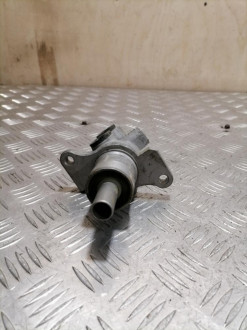 Цилиндр тормозов главный Land rover Range rover iii 2002-2012