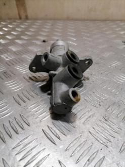 Цилиндр тормозов главный Land rover Range rover iii 2002-2012