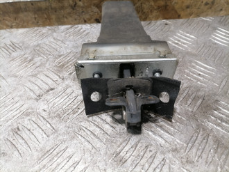 Ограничитель двери задний Land rover Discovery 3 2004-2009