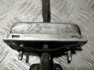 Ограничитель двери задний Land rover Discovery 3 2004-2009