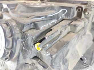 Фара левая Land rover Range rover sport 2005-2012