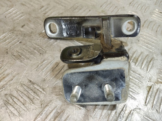 Петля багажника левая Land rover Range rover sport 2005-2012