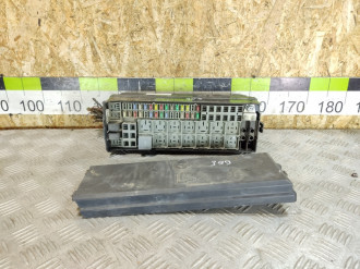 Блок предохранителей моторный Land rover Range rover sport 2005-2012