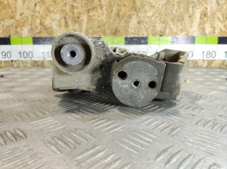 Кронштейн генератора Land rover Range rover sport 2005-2012