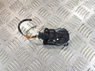 Моторчик заслонки отопителя Land rover Range rover sport 2005-2012