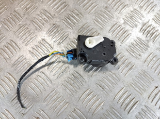 Моторчик заслонки отопителя Land rover Range rover sport 2005-2012