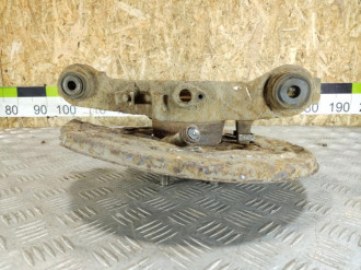 Кулак задний правый Land rover Range rover sport 2005-2012