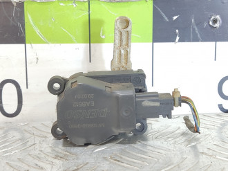 Моторчик заслонки отопителя Land rover Discovery 3 2004-2009