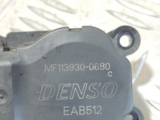 Моторчик заслонки отопителя Land rover Discovery 3 2004-2009