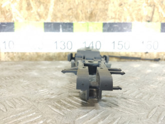 Кронштейн ручки передней правой Land rover Discovery 3 2004-2009