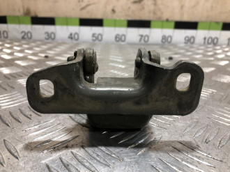 Петля двери задней правой верхняя Land rover Freelander 1998-2006