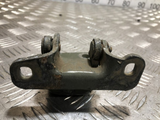 Петля двери задней левой нижняя Land rover Freelander 1998-2006