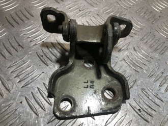 Петля двери задней левой нижняя Land rover Freelander 1998-2006
