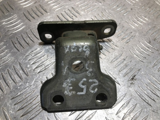 Петля двери задней левой верхняя Land rover Freelander 1998-2006