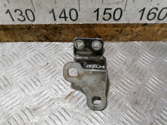 Петля двери передней правой нижняя Land rover Range rover iii 2002-2012