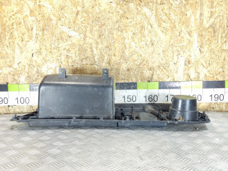 Бардачок Land rover Discovery 3 2004-2009