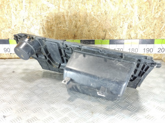 Бардачок Land rover Discovery 3 2004-2009