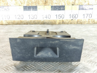 Подстаканник Land rover Discovery 3 2004-2009