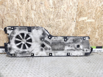 Обшивка крышки багажника Land rover Discovery 3 2004-2009