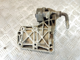 Кронштейн компрессора кондиционера Land rover Range rover iii 2002-2012