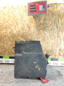 Корпус блока предохранителей Land rover Range rover iii 2002-2012