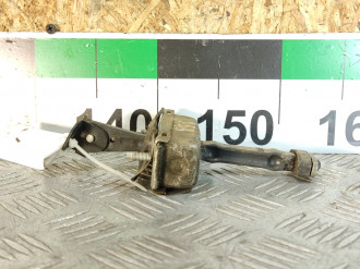 Ограничитель двери багажника Land rover Discovery 3 2004-2009