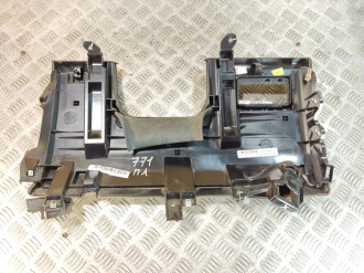 Накладка торпедо Land rover Range rover iv 2013-2021