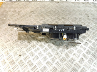 Подстаканник Land rover Range rover iv 2013-2021