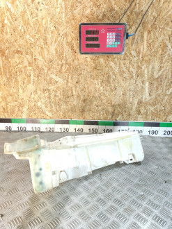 Бачок омывателя лобового стекла Land rover Range rover iv 2013-2021