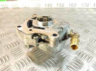 Насос вакуумный Land rover Range rover iv 2013-2021