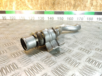 Патрубок интеркулера Land rover Range rover iv 2013-2021