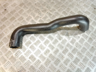 Патрубок интеркулера Land rover Range rover iv 2013-2021